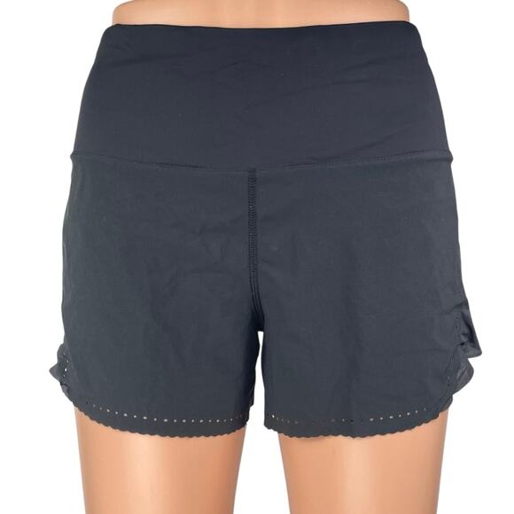 Lululemon Womens Black Eyelet Scalloped Pull On Activewear Running Shorts Size 2 - Picture 1 of 5